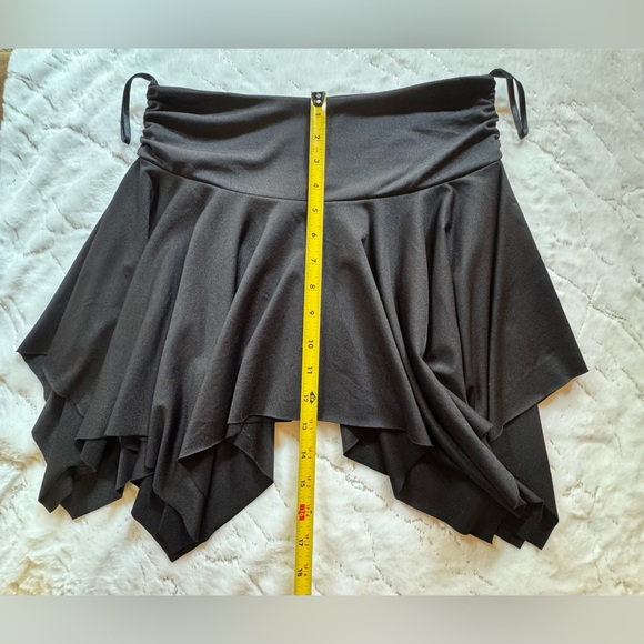 Saucy Asymmetrical Black High Waist Skirt - Picture 10 of 11